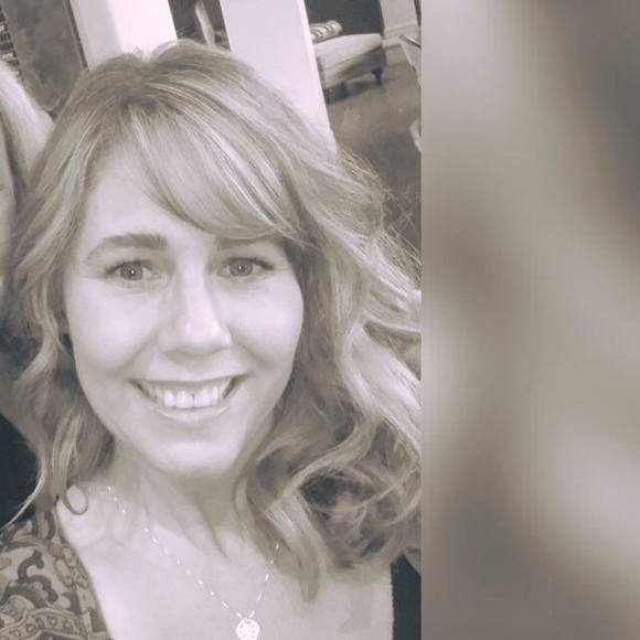 Meet your Posher, Kerri - Picture 1 of 1